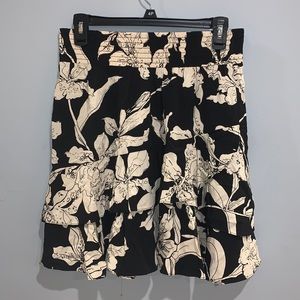 NWT Cabi Black and Cream Floral Skirt